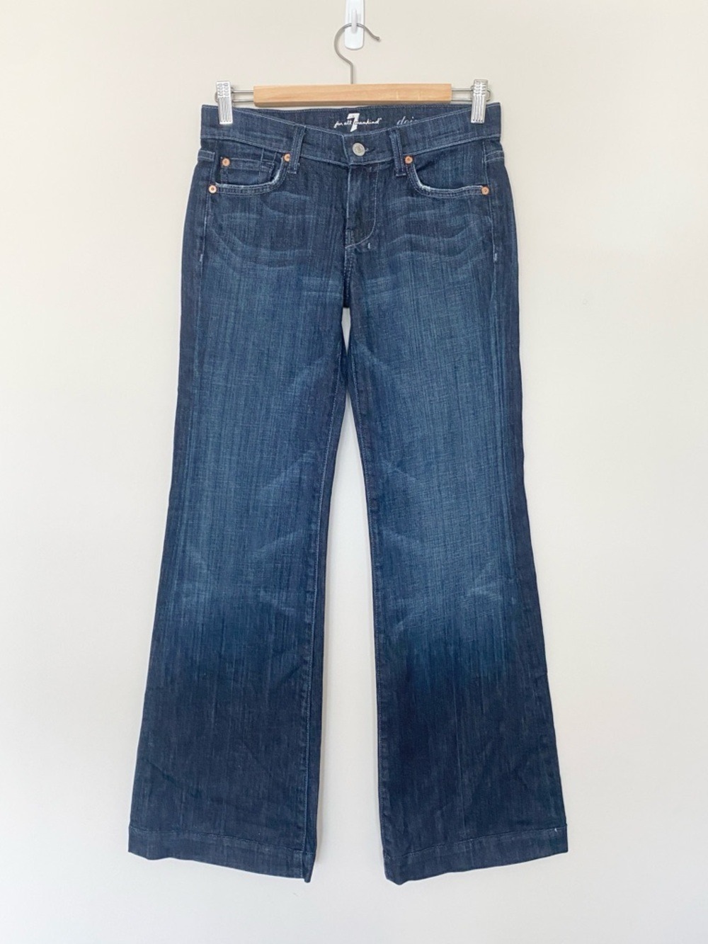 7 For All Mankind Dojo Jeans Flare Womens Sz 26 (30” inseam)